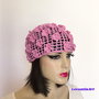 Căciuliță croșetată damă cu flori 3D, bumbac și acril, handmade, mărime universală, culoare la alegere. LA COMANDA