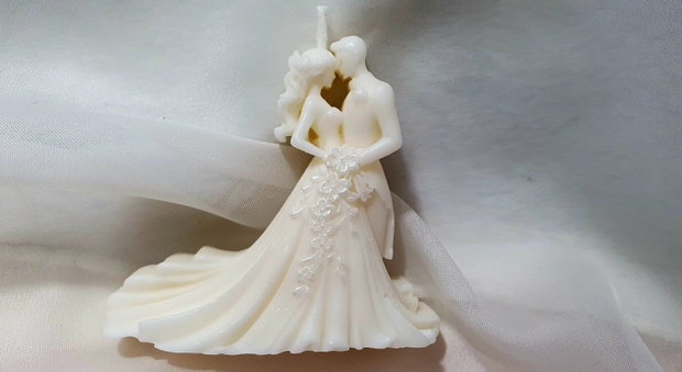 Lumânare handmade din ceară Cuplu de miri | Mărturie de nuntă
