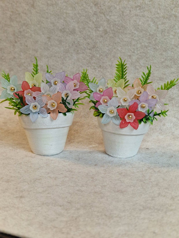 Ghiveci de flori pastel