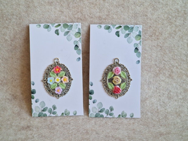 Pandantiv floral