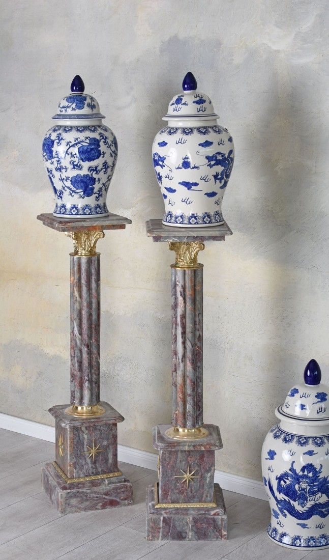 Set doua piedestaluri baroc din marmura