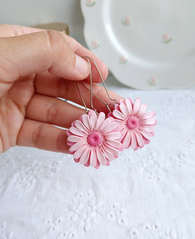 Cercei Pink Flowers