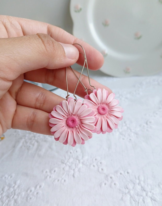 Cercei Pink Flowers