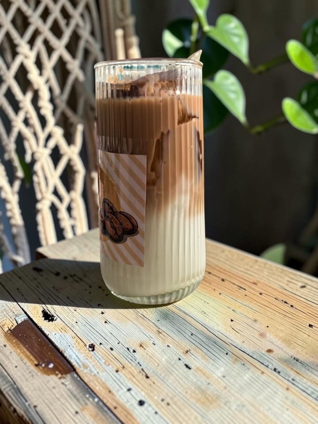 Lumânare Artizanală Ice Coffee, Ceară Soia și Gel, Aromă Cafea, 13 cm