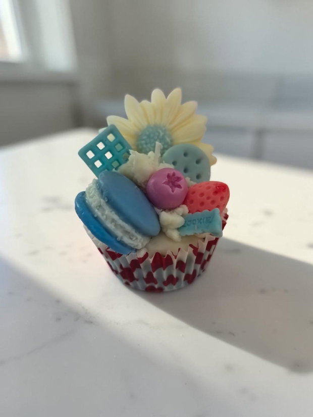 Lumânare Artizanală Tip Cupcake, Ceară de Soia, Aromă Cookies, 110-115g Rosu/ Albastru/ Verde