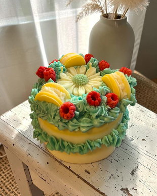 Lumânare Artizanală Tip Tort, Ceară Soia 500g, Bergamotă și Lime