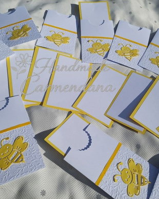 Invitatii albinute