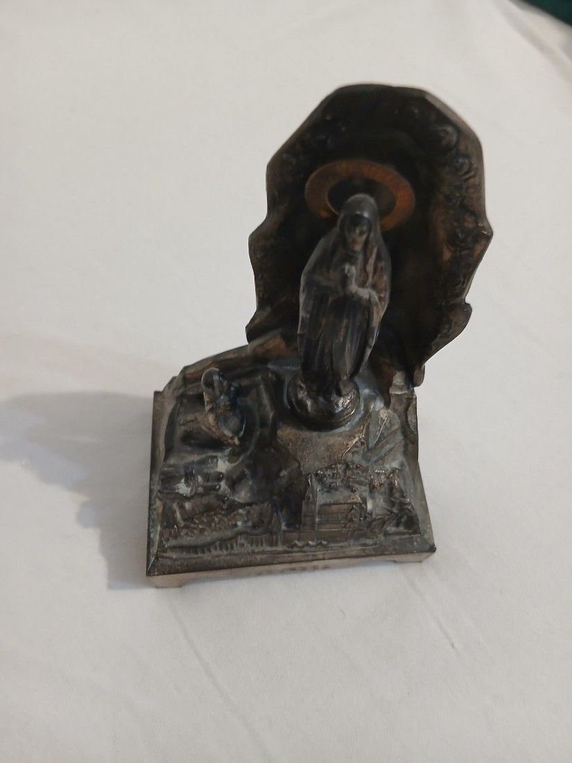 Raritate! Statuetă Muzicală Lourdes Vintage Funcțională