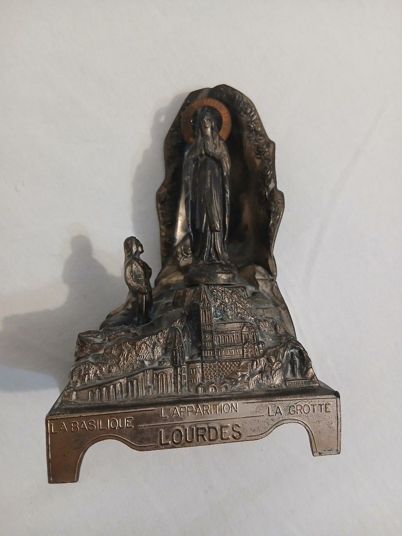 Raritate! Statuetă Muzicală Lourdes Vintage Funcțională