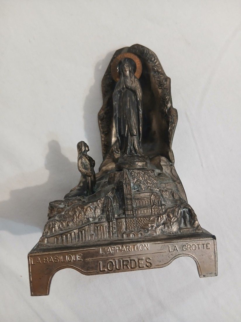 Raritate! Statuetă Muzicală Lourdes Vintage Funcțională