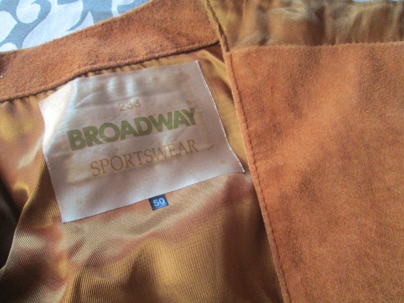 vesta piele intoarsa Broadway 50/L