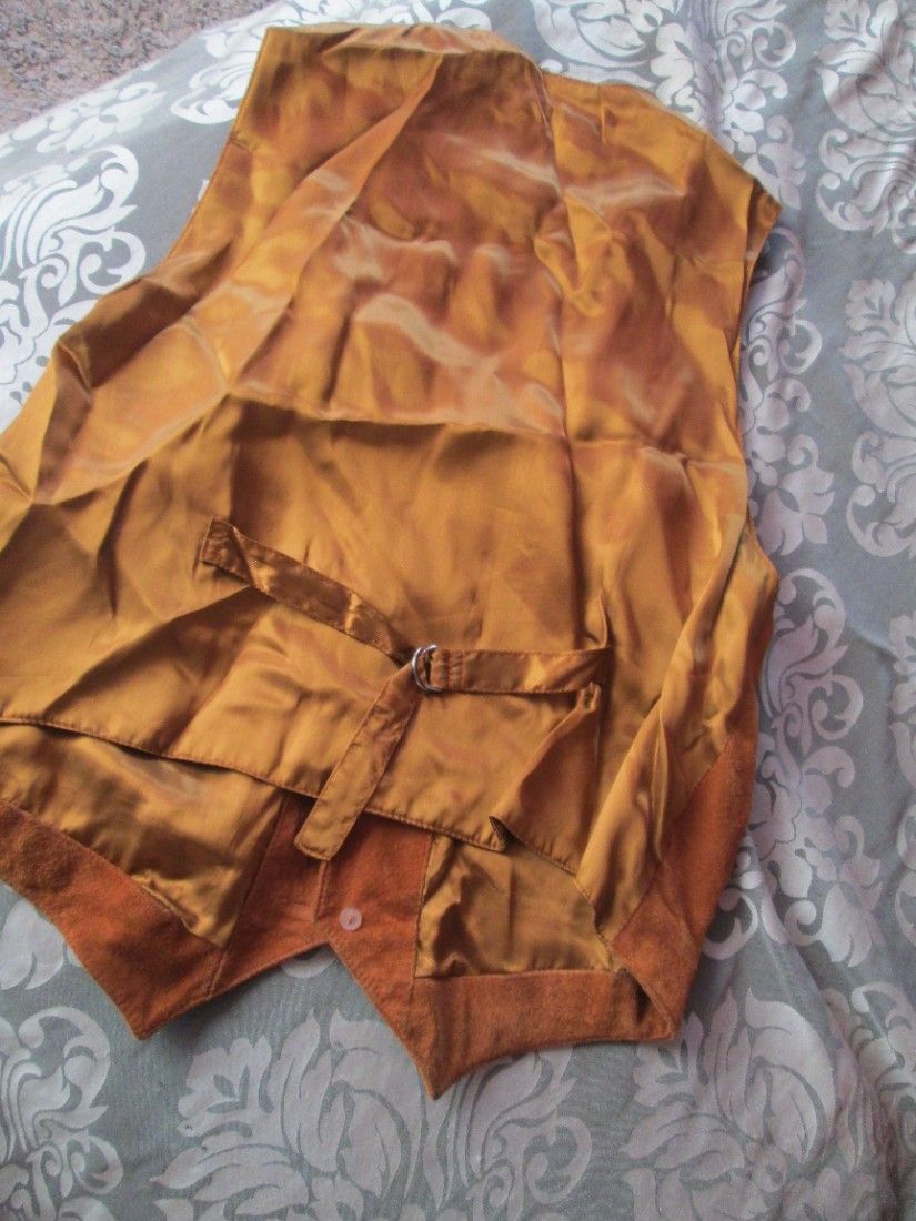 vesta piele intoarsa Broadway 50/L