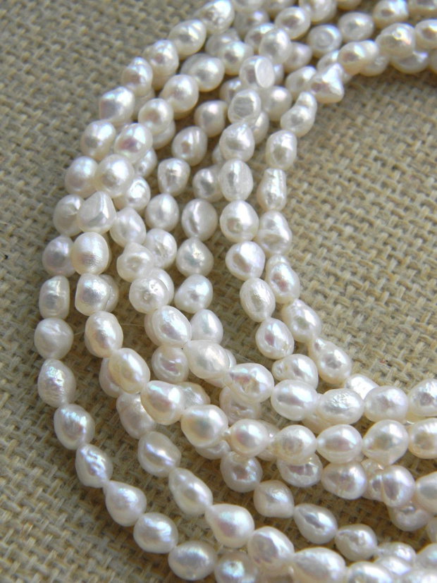 Perle naturale (CUI)