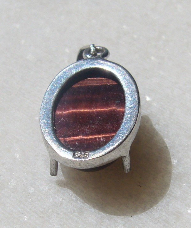 Ochi de taur cabochon in rama de argint .925 rodiat