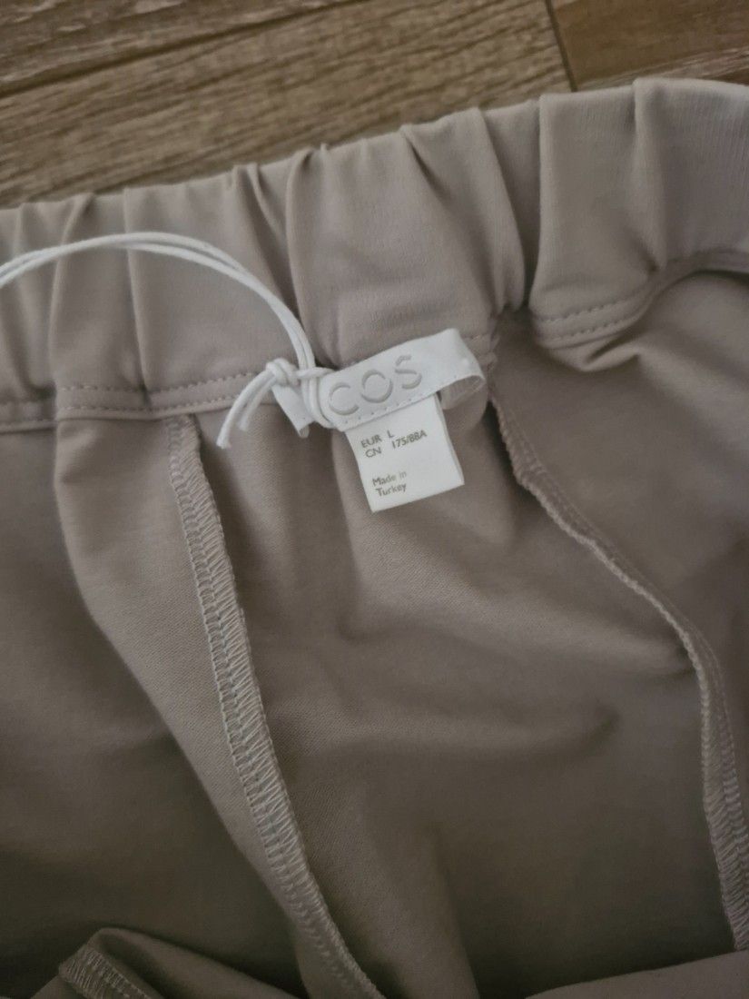 Fusta midi COS noua - 40/L/12