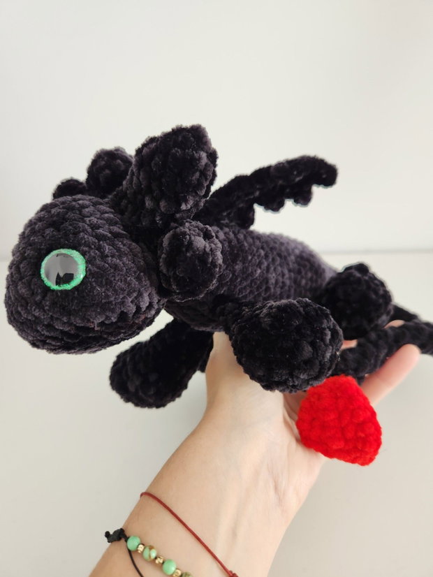 Dragon crosetat, toothless si light fury crosetate