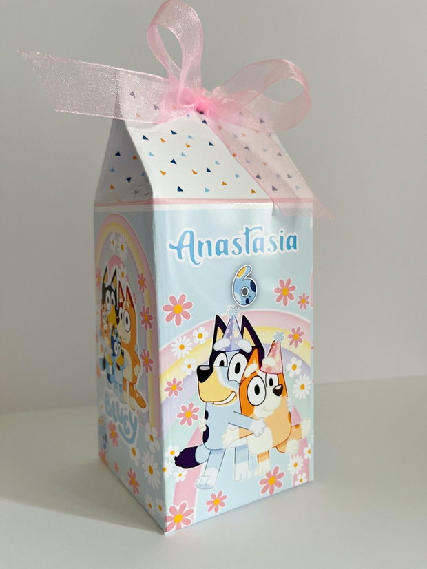Cutii din carton personalizate Bluey cu nume și vârstă