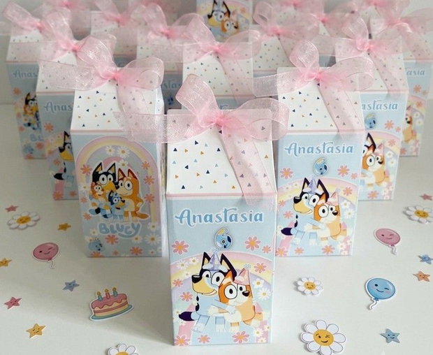 Cutii din carton personalizate Bluey cu nume și vârstă