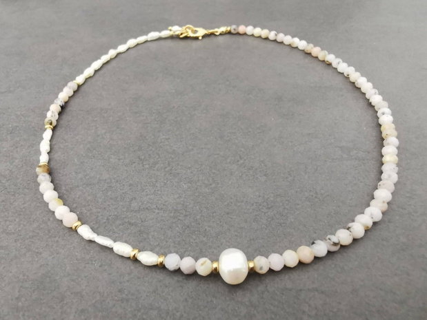 Colier din opal roz si perle de cultura CP60