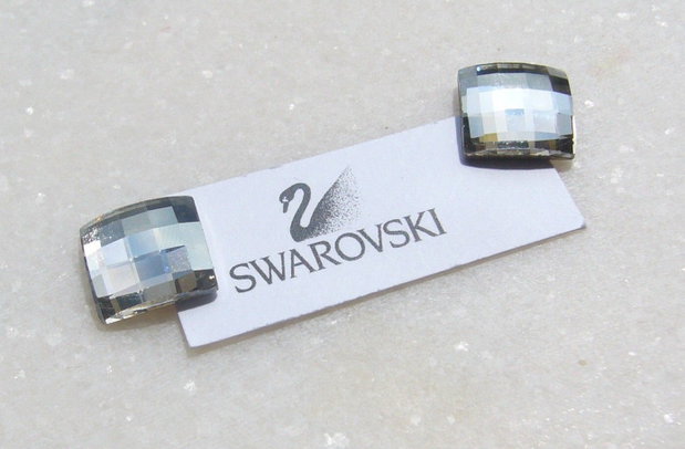 (2 bucati) Swarovski Elements Cabochon carré CRYSTAL 10mm