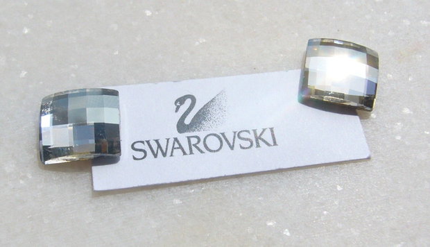(2 bucati) Swarovski Elements Cabochon carré CRYSTAL 10mm