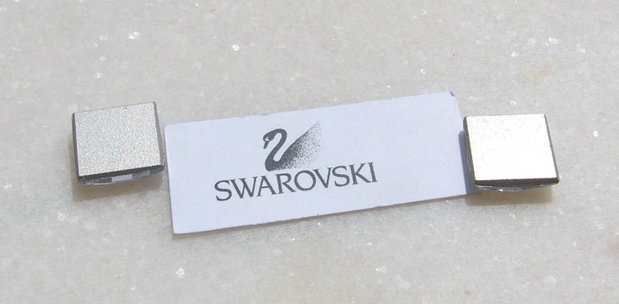(2 bucati) Swarovski Elements Cabochon carré CRYSTAL 10mm