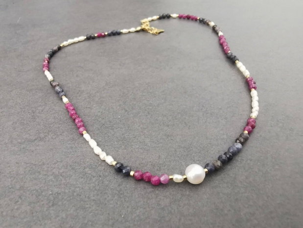 Colier din perle de cultura, rubin si safir fatetat CP61