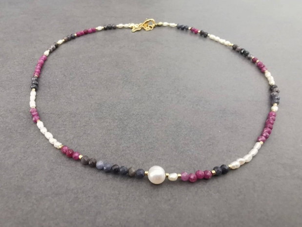 Colier din perle de cultura, rubin si safir fatetat CP61