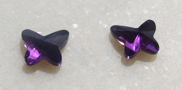 (2 bucati) Swarovski Elements Cabochon fluture BURGUNDY 12x10mm