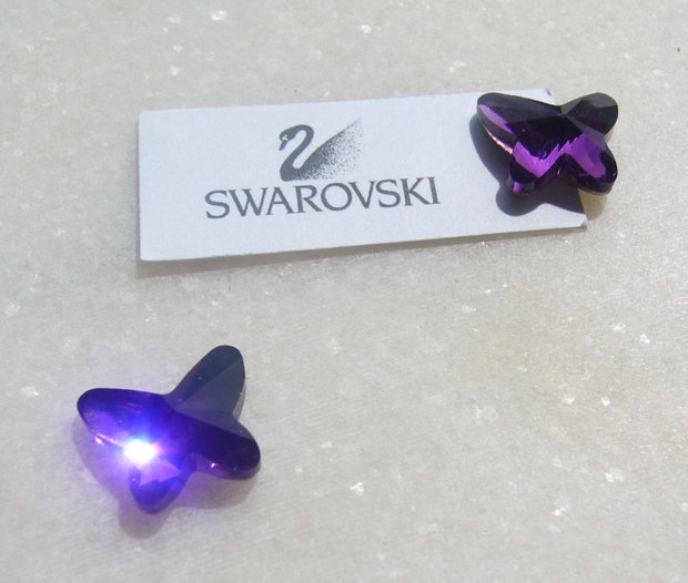 (2 bucati) Swarovski Elements Cabochon fluture BURGUNDY 12x10mm