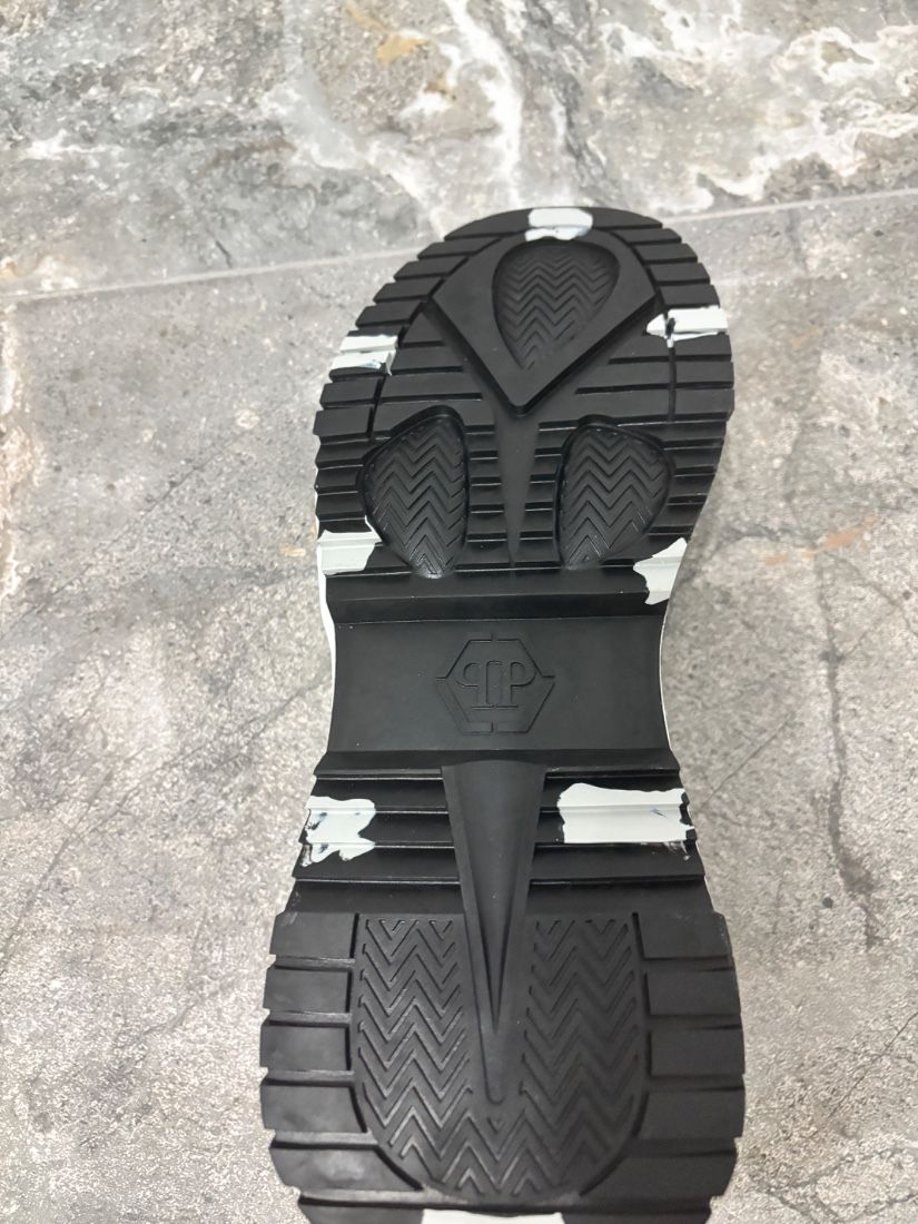 adidasi eleganti