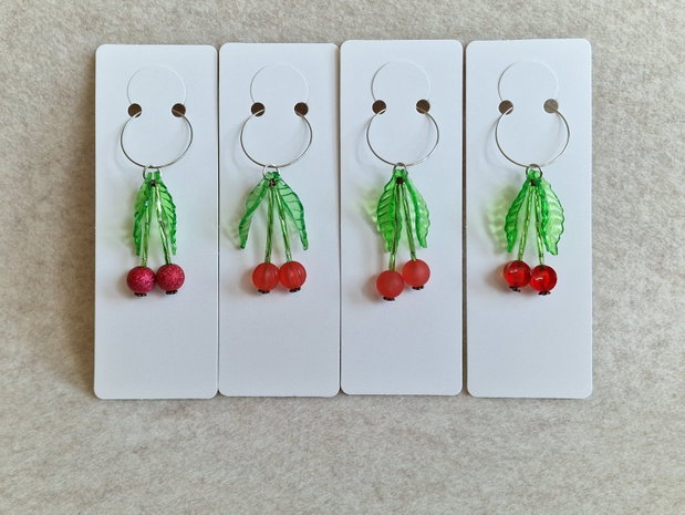Accesoriu forme de cireșe