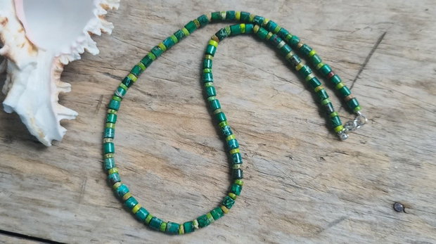 Colier verde, de vara - jasp imperial, argint