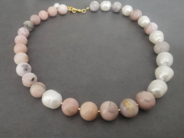 Set colier si cercei din perle de cultura si opal roz CP62