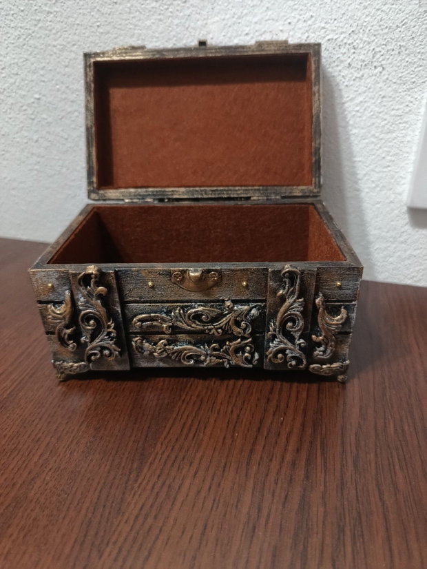 Caseta bijuterii din lemn,stil vintage din lemn