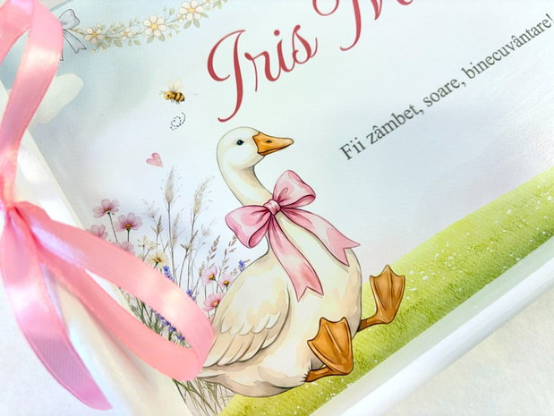 Set aniversar personalizat 1 anisor - Gâsca fericită - Tavita mot si accesorii