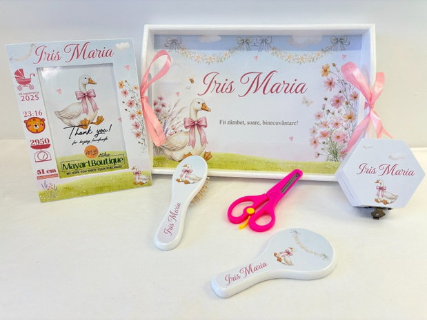 Set aniversar personalizat 1 anisor - Gâsca fericită - Tavita mot si accesorii