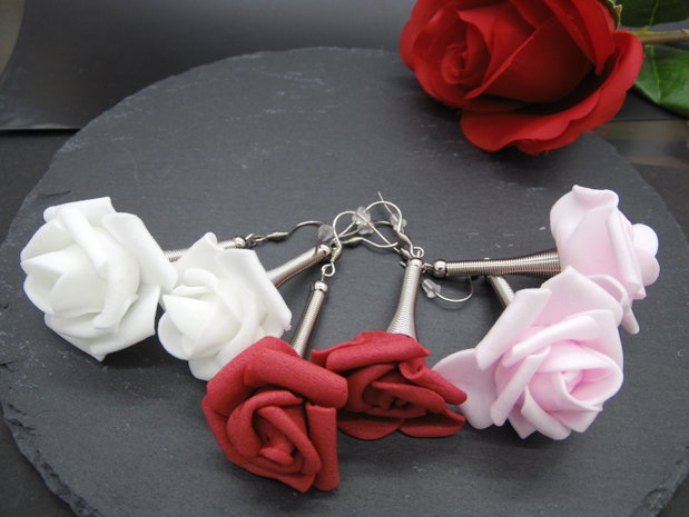 Cercei handmade statement unicat -flori - foamiran (cod856)