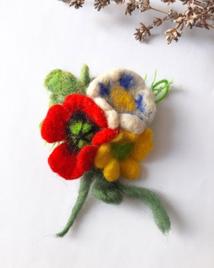 Broșă buchet cu 3 flori-handmade din lână împâslită