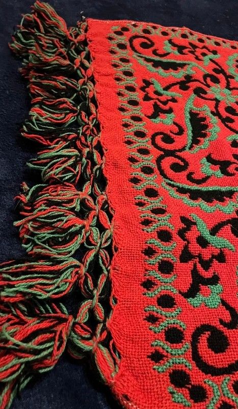 Eșarfă Jacquard reversibilă vintage 100% lână - roșu, negru, verde, popular slav