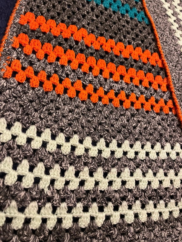 Pătură Croșetată Manual din Lână Stil Vintage/Granny Stripe 120x150 cm