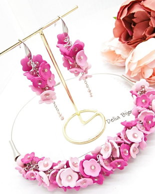 Set Bijuterii Pink Blossom  Colier la baza gâtului și Cercei (cod1462)