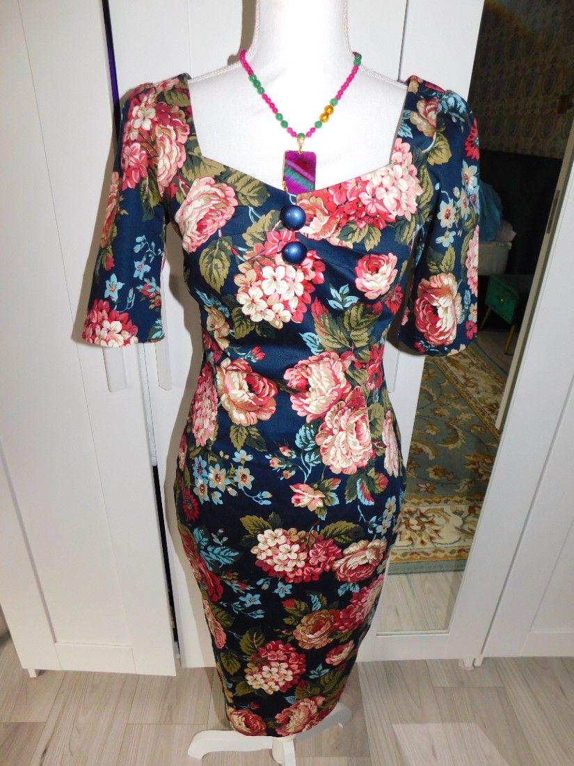 Rochie noua UK, masura S etichete atasate