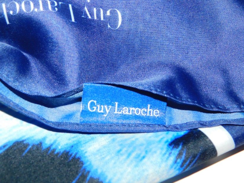 GUY LAROCHE, esarfa  noua  in ambalaj original