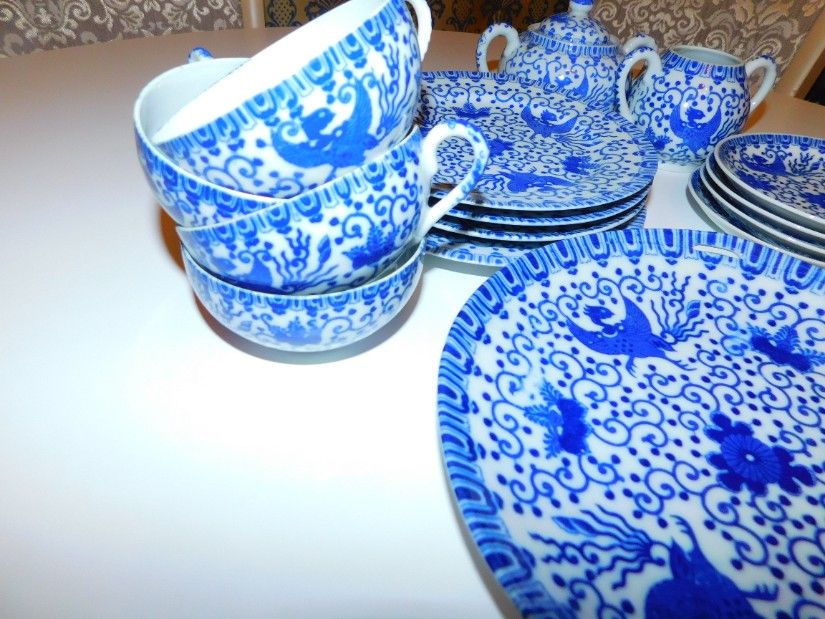 Portelan Japonia , original, pentru desert , cani portelan coji de ou , extrem de fine