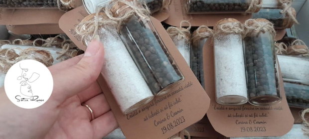 Mărturie pentru nuntă Set sare și piper în sticluțe din sticlă