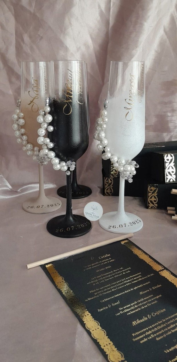Pahare personalizate Model cu perle
