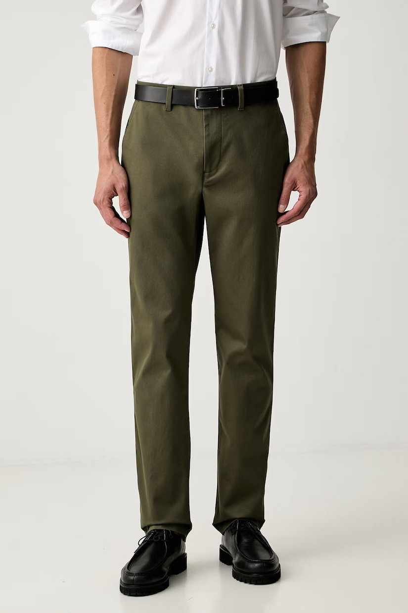 Calvin Klein pantaloni slim fit pentru bărbați din bumbac cu elastan