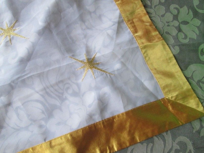 fata masa eleganta 83/83cm