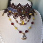 Colier choker fluture victorian baroc handmade maro cu dantela, catifea si cristale